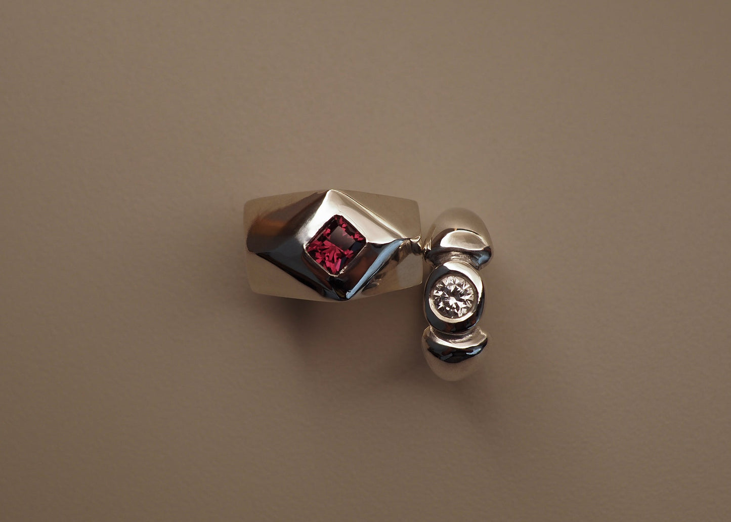 Anillo de Topacio Chispeante ÚNICO (listo para enviar)